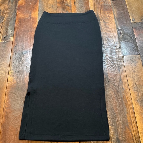 Spanx Black Pencil Skirt Women’s Size S Slimming Pull-On Modal Blend - Picture 1 of 6